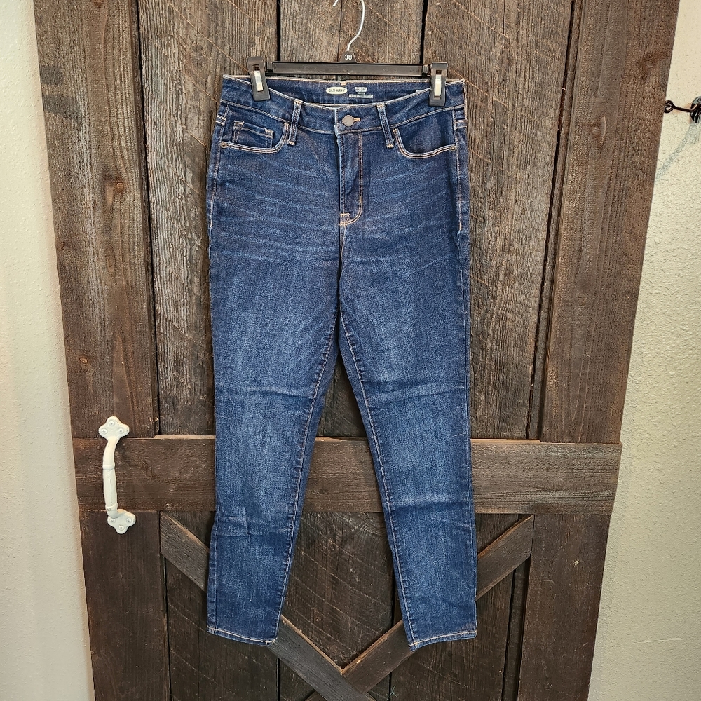 Old Navy Rockstar skinny jeans